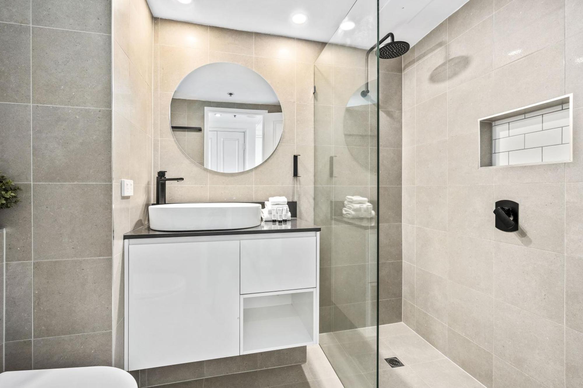 Legends Apartments - Qstay Gold Coast Esterno foto