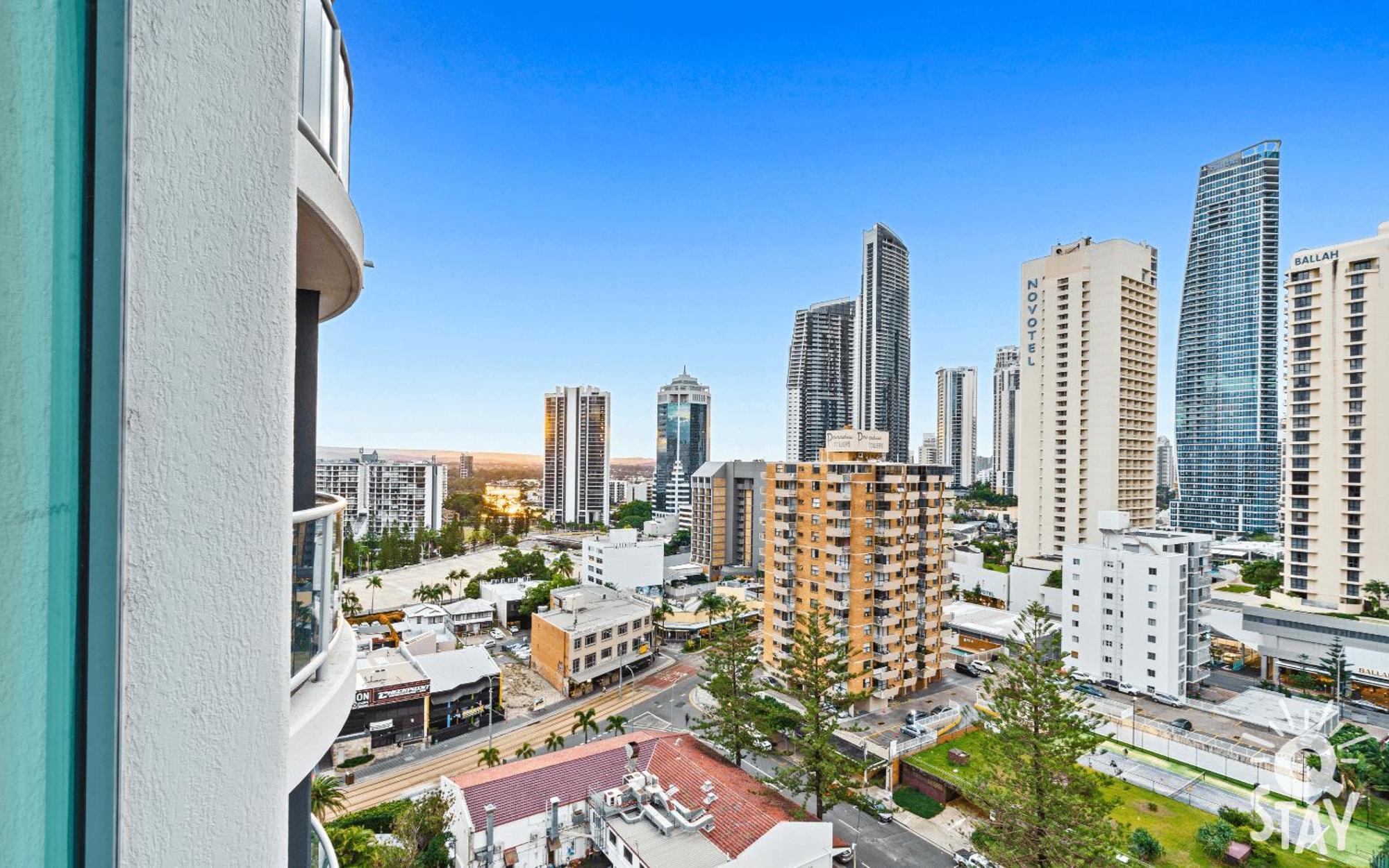 Legends Apartments - Qstay Gold Coast Esterno foto