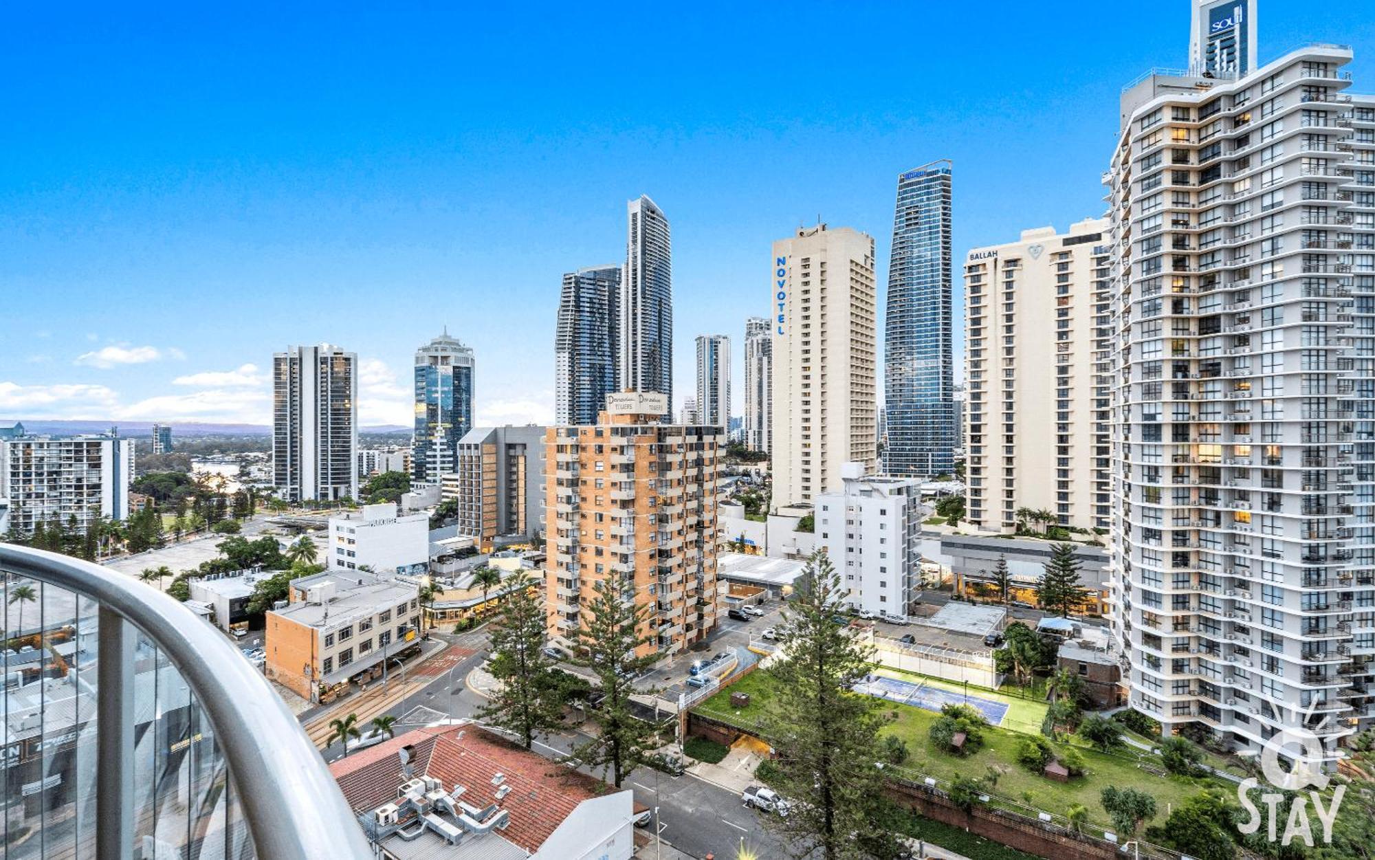 Legends Apartments - Qstay Gold Coast Esterno foto